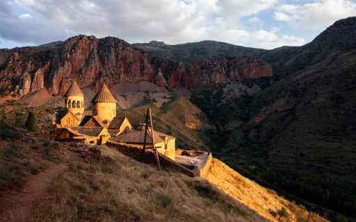 tour-armenia-background